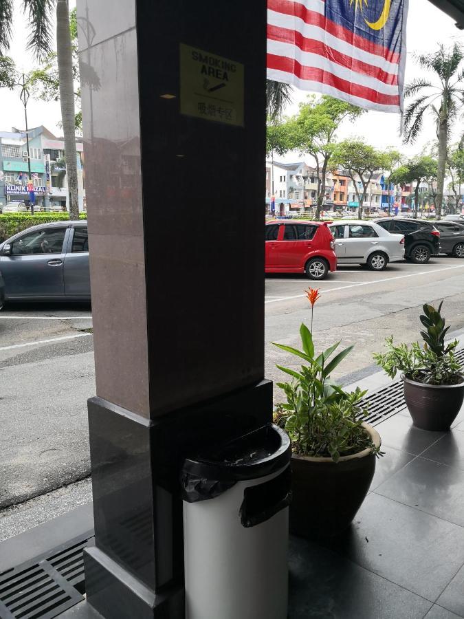 Hotel Zamburger Skudai Kiri Johor Bahru Exterior foto
